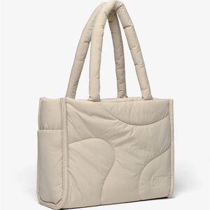 thirty years the drift tote - pebble